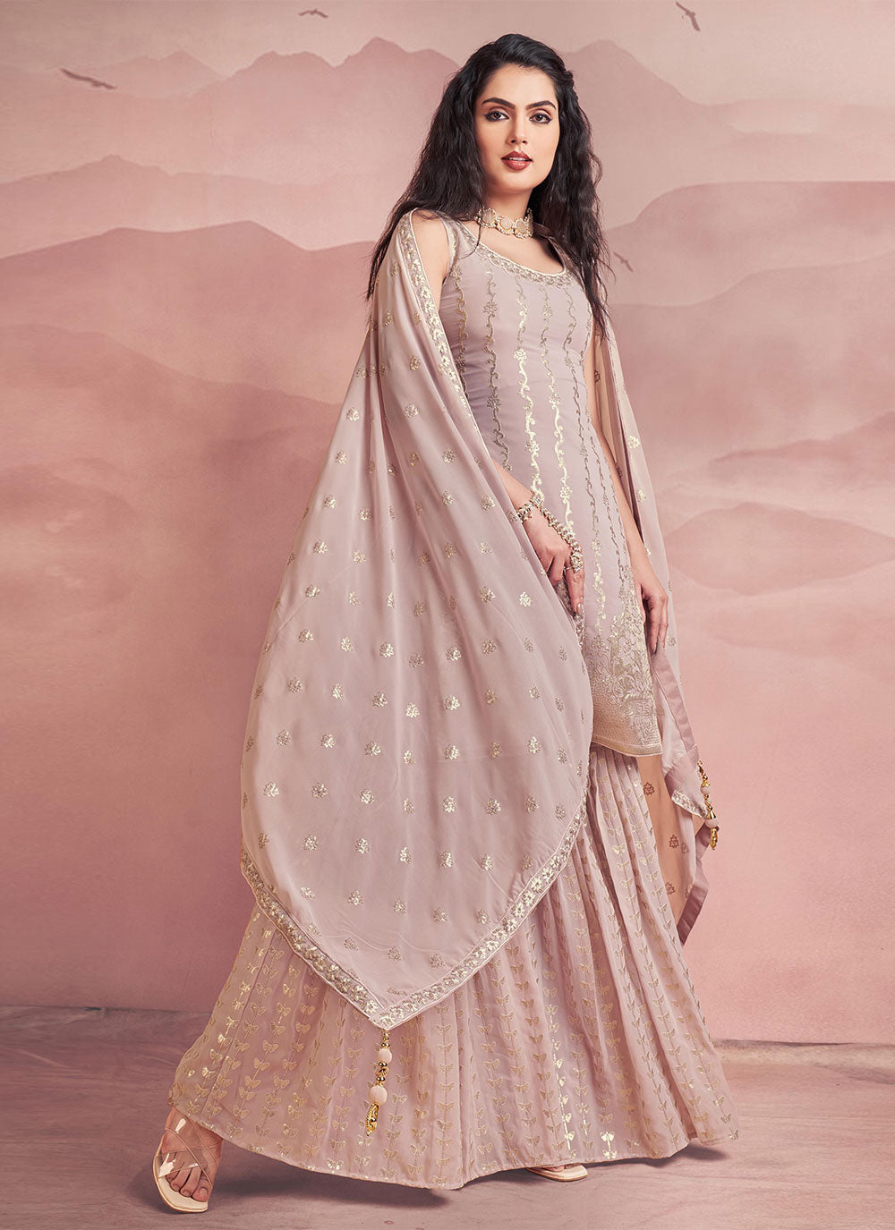 Trendy Salwar Kameez For Wedding