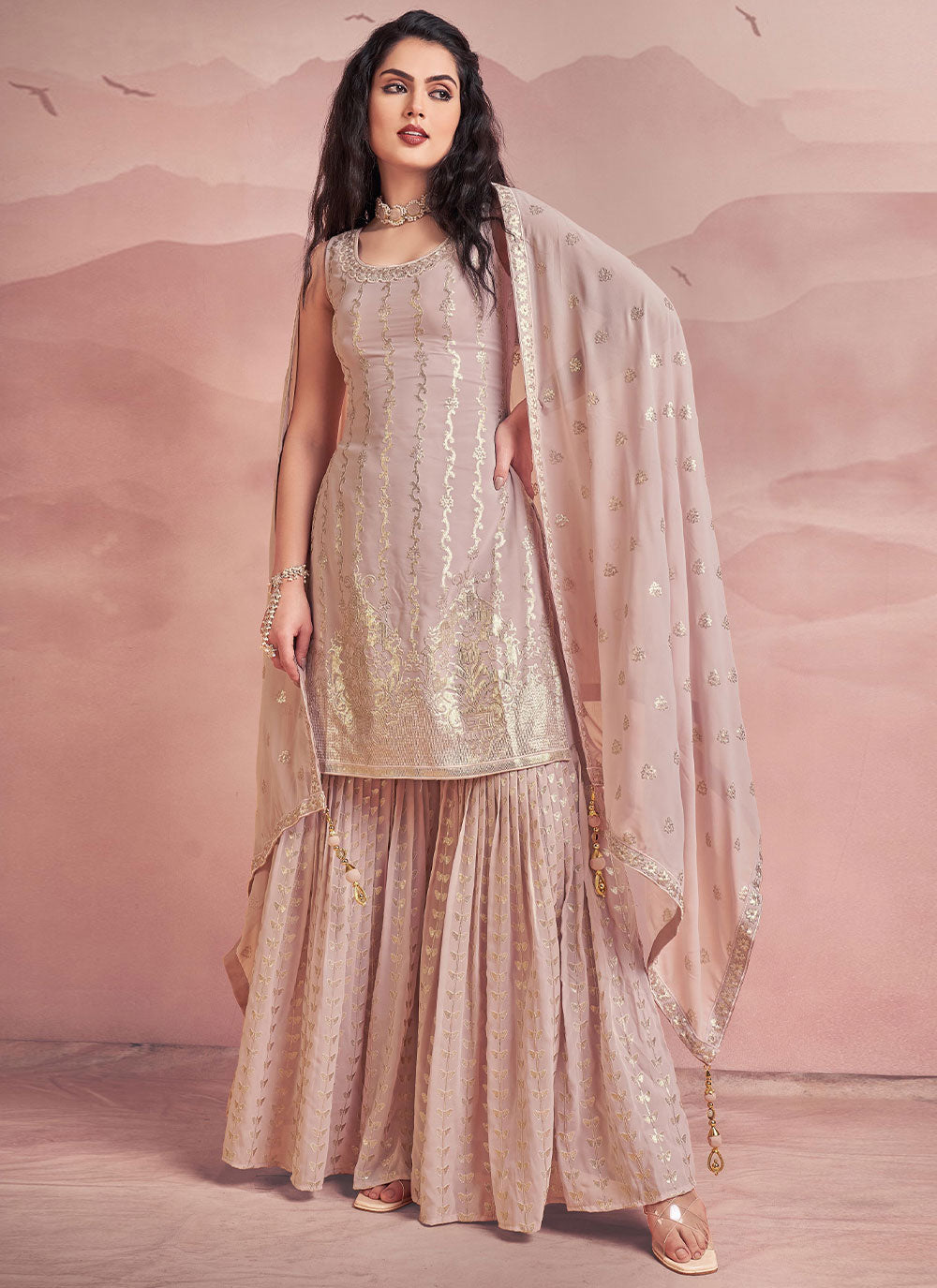 Trendy Salwar Kameez For Wedding