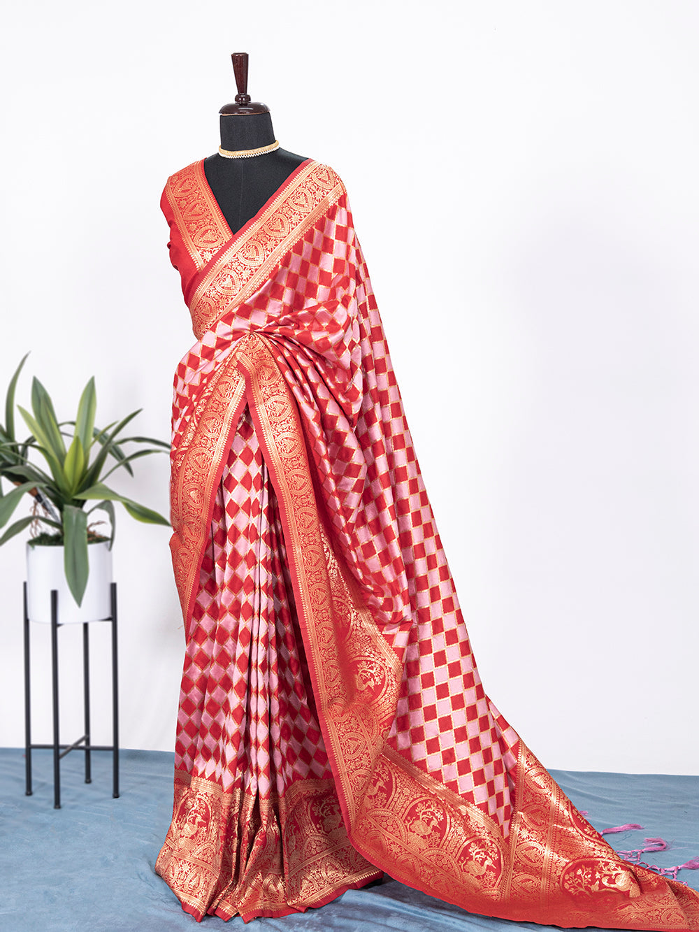 Red Color Weaving Zari Work Jacquard Silk Saree