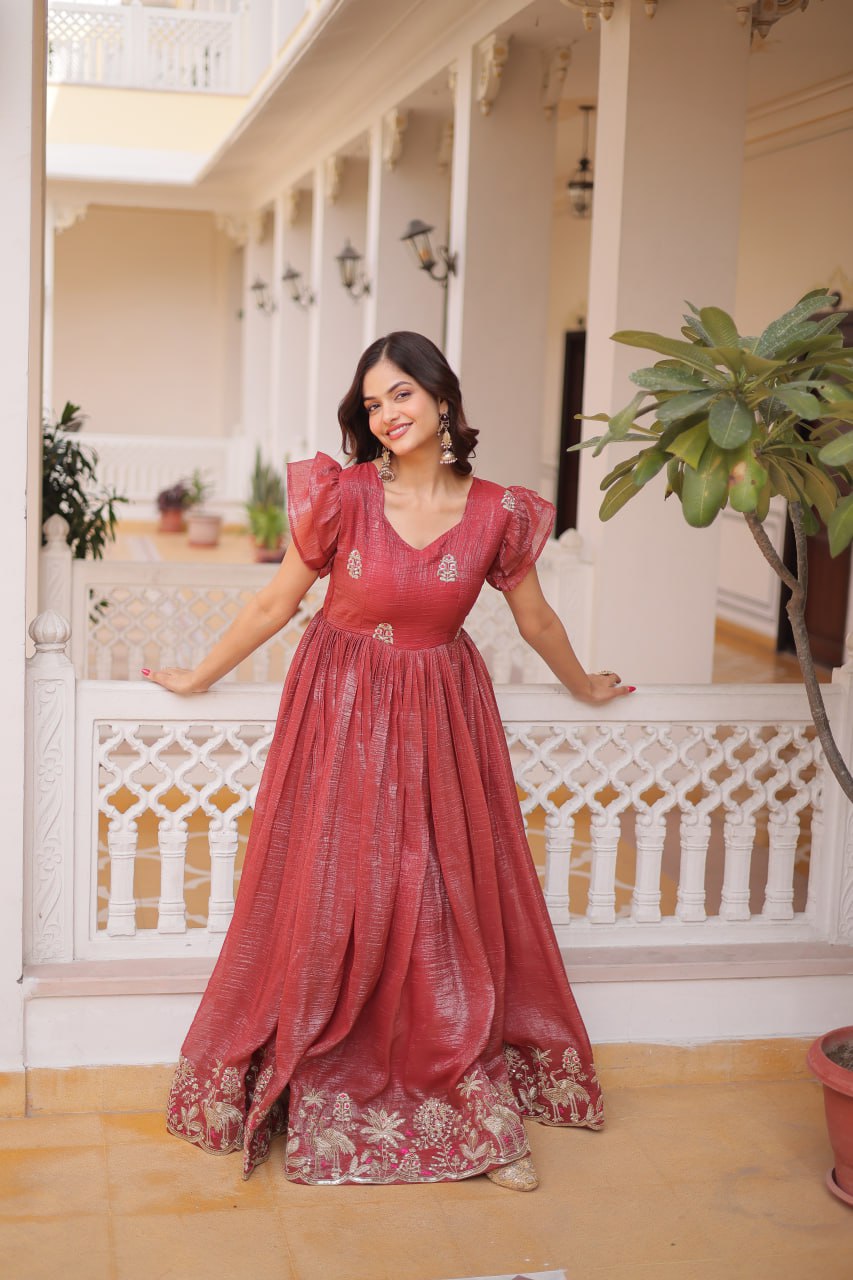 Red Crunchy Gown Double Frill Sleeves