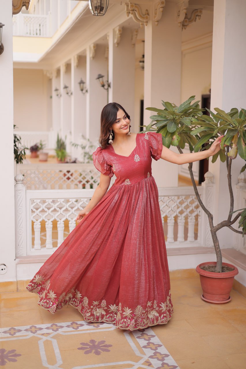 Red Crunchy Gown Double Frill Sleeves