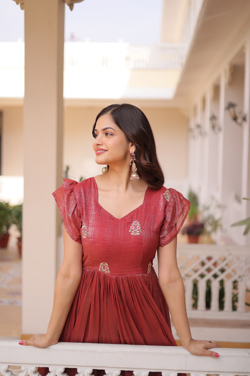 Red Crunchy Gown Double Frill Sleeves