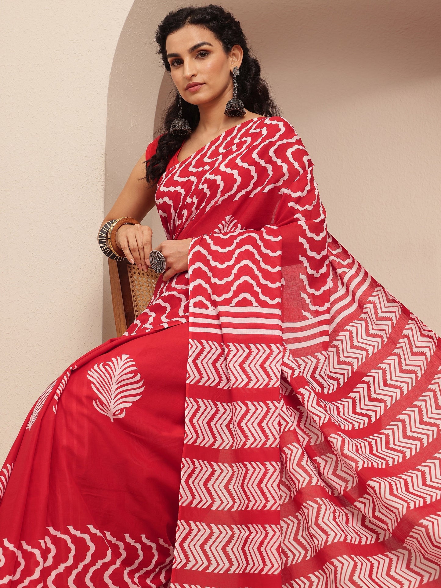 Libas Red Printed Cotton Saree With Unstitched Blouse Piece