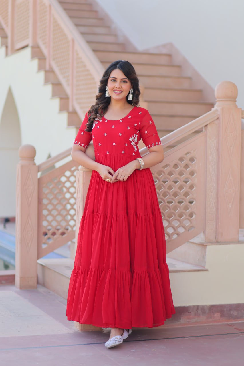 Red Radiant Faux Blooming Gown with Bead Embroidery & 12-Meter Flair – Full Stitched