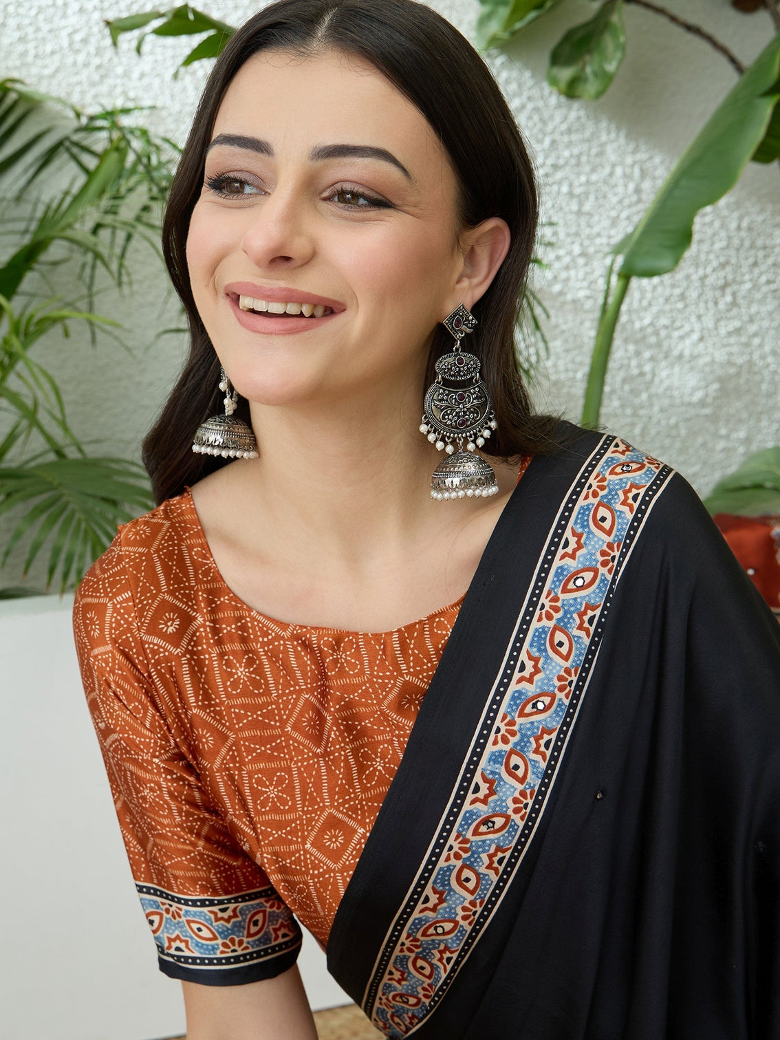 Reyanshi Classic Semi Modal Saree for Traditional Functions