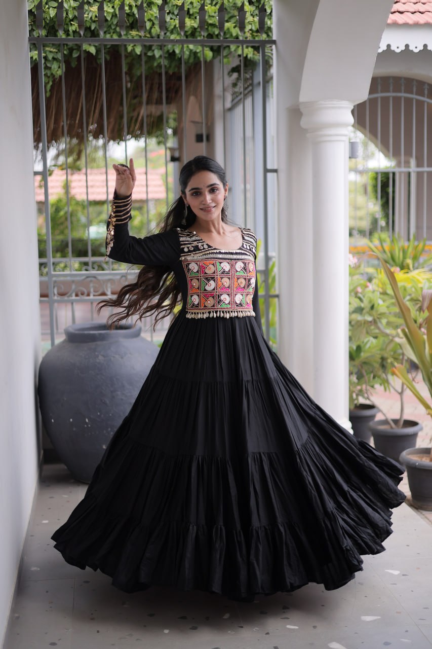 Reyon Kutchi Gamthi Embroidered Mirror Work Gown