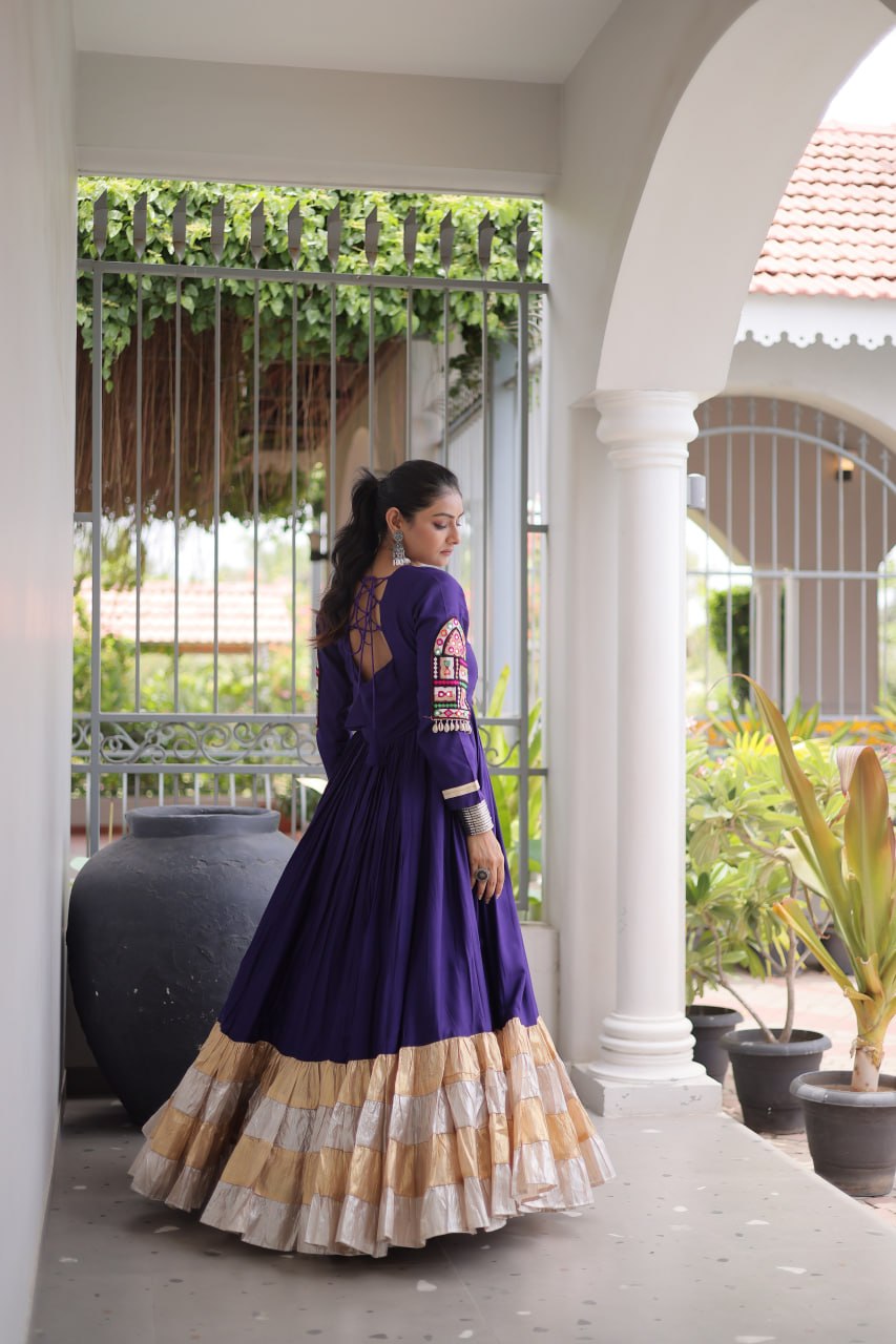 Reyon Kutchi Gamthi Thread Work Gown
