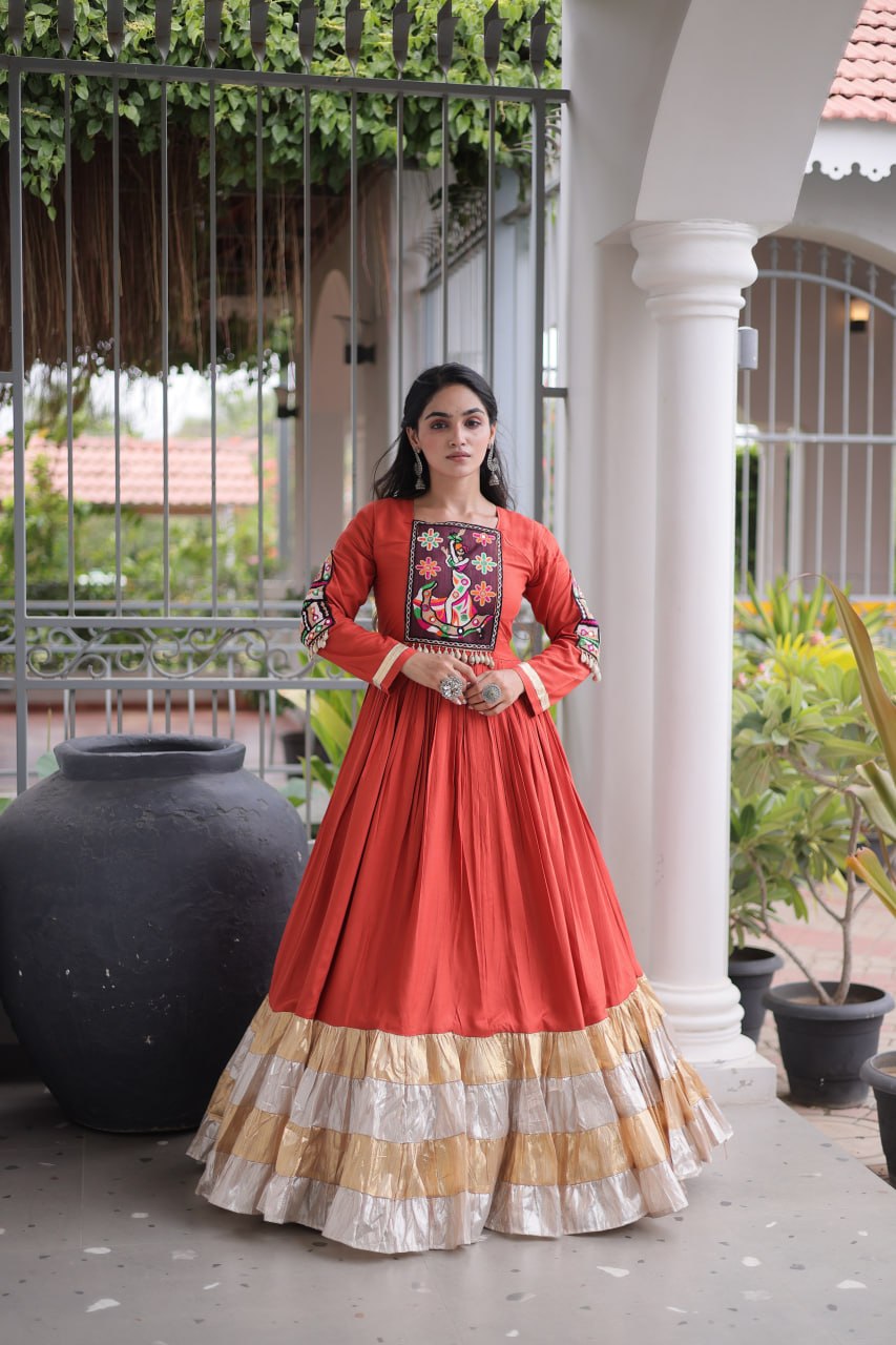 Reyon Kutchi Gamthi Thread Work Gown