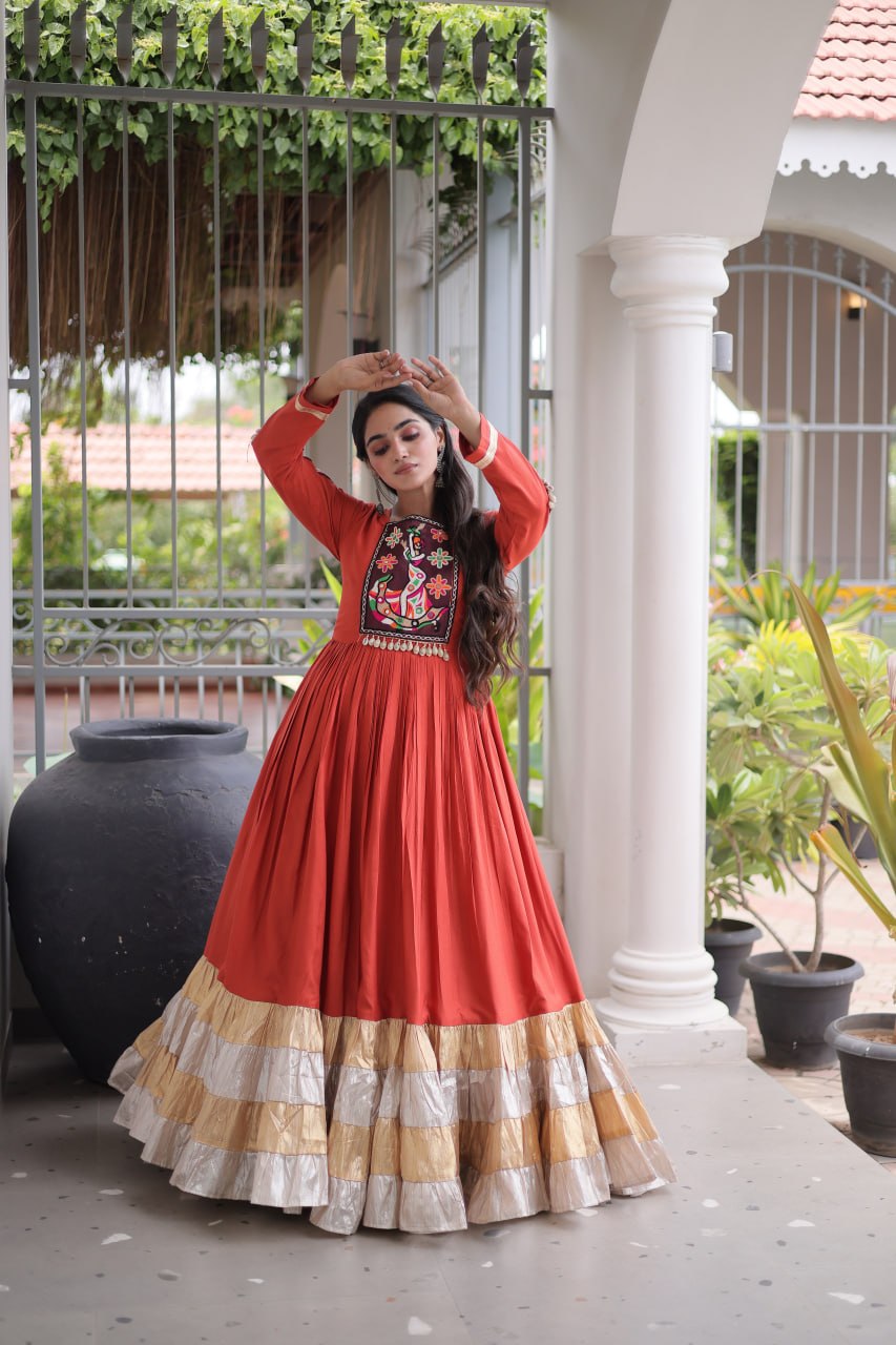 Reyon Kutchi Gamthi Thread Work Gown