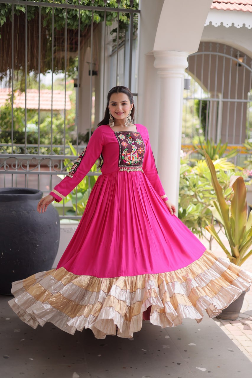 Reyon Kutchi Gamthi Thread Work Gown