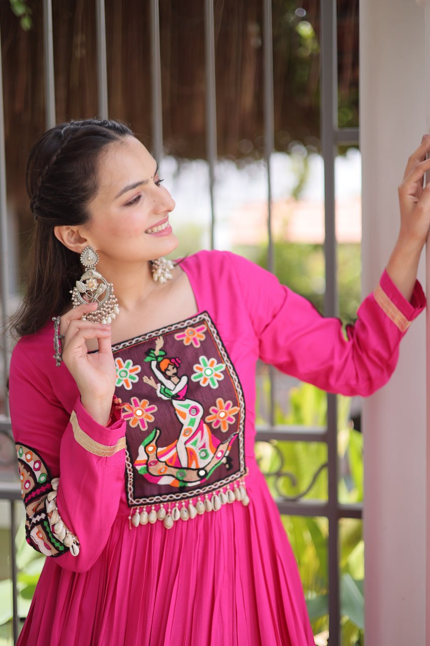 Reyon Kutchi Gamthi Thread Work Gown