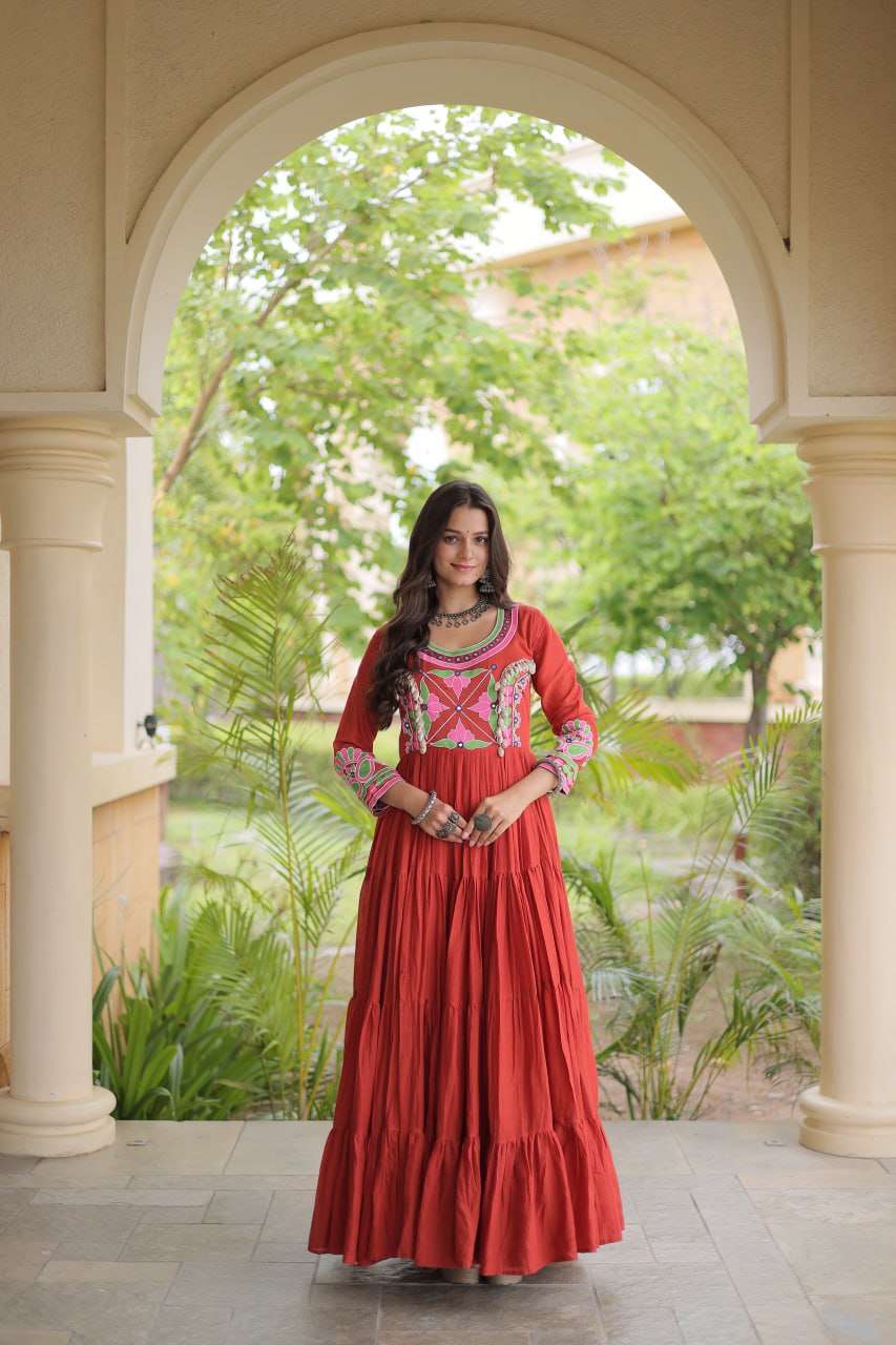 Rust Cotton Mirror & Real Codi Work Gown