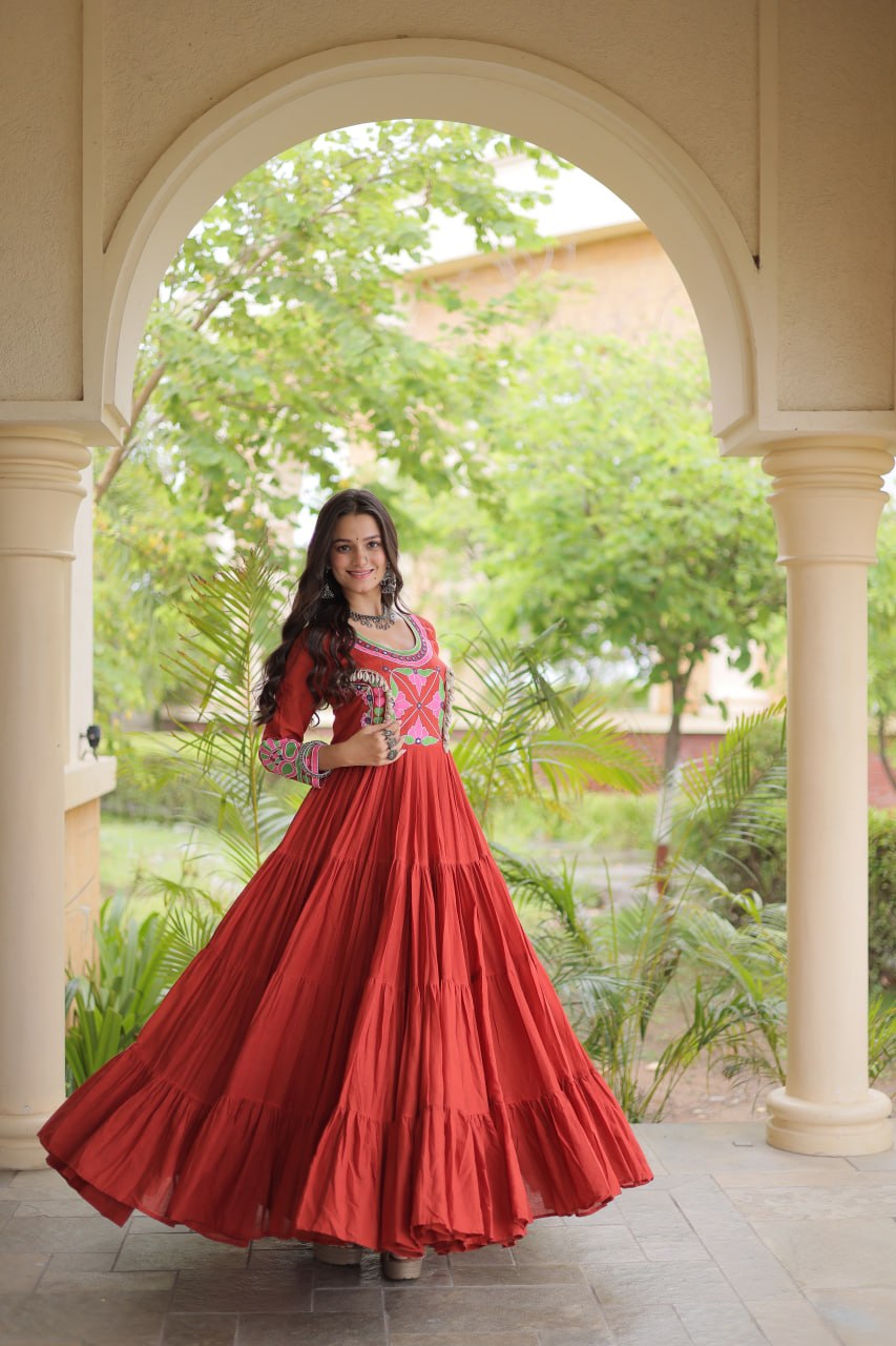 Rust Cotton Mirror & Real Codi Work Gown