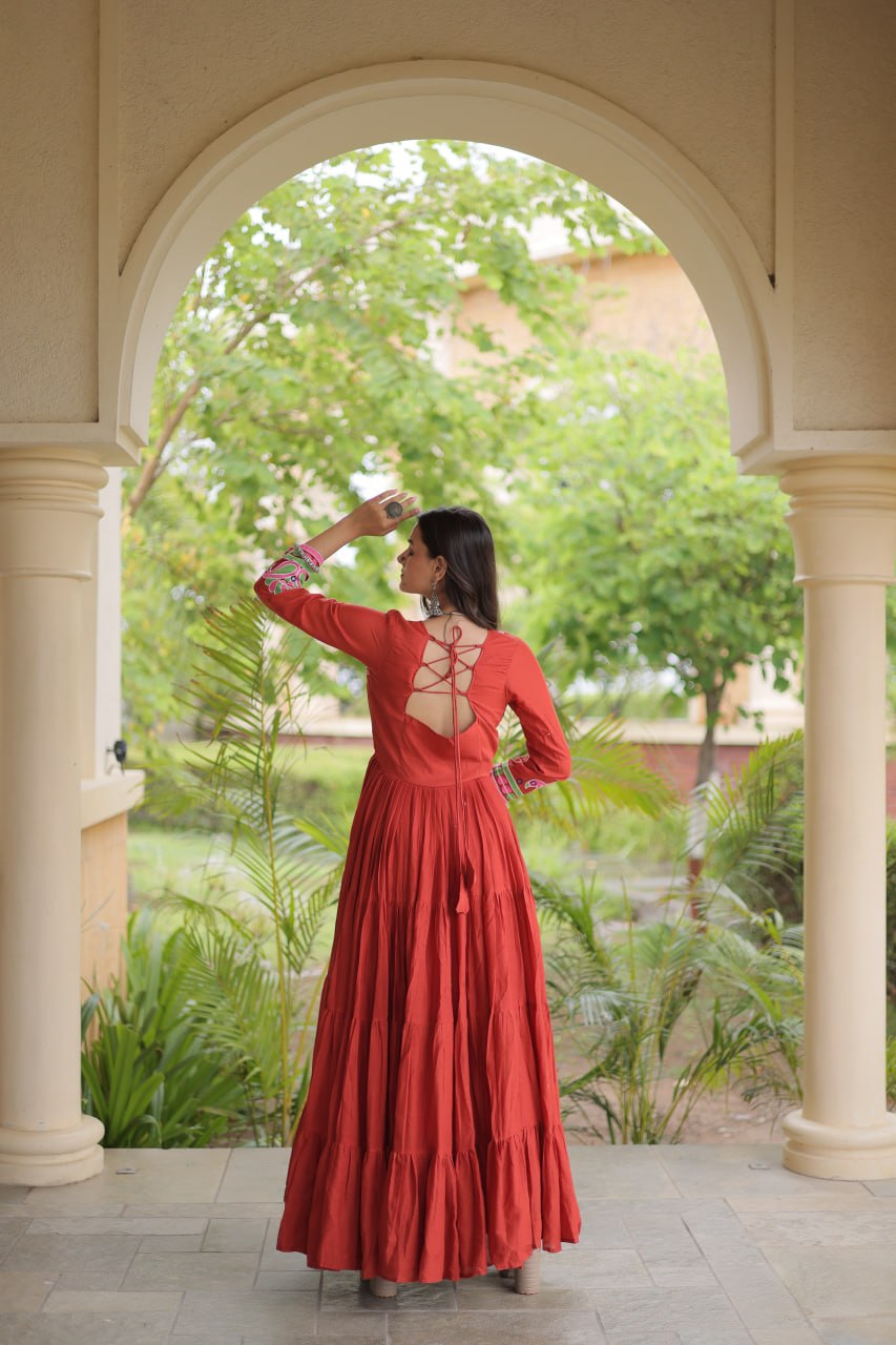 Rust Cotton Mirror & Real Codi Work Gown