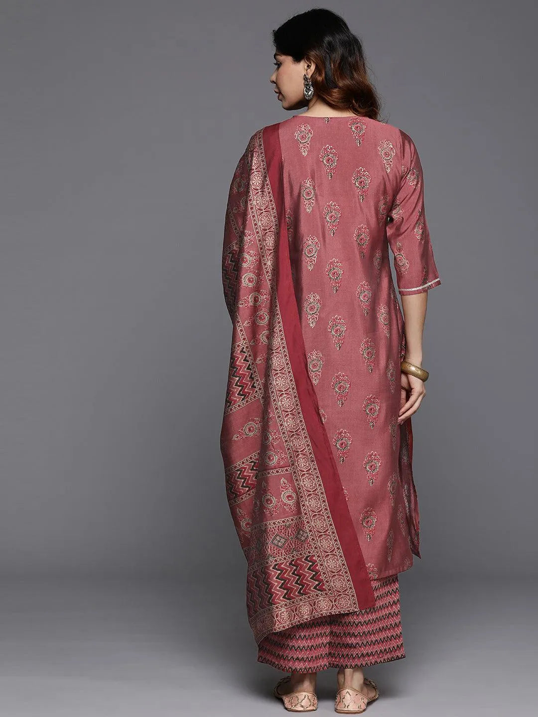 Mameraa Rust Printed Silk Blend Straight Suit With Dupatta