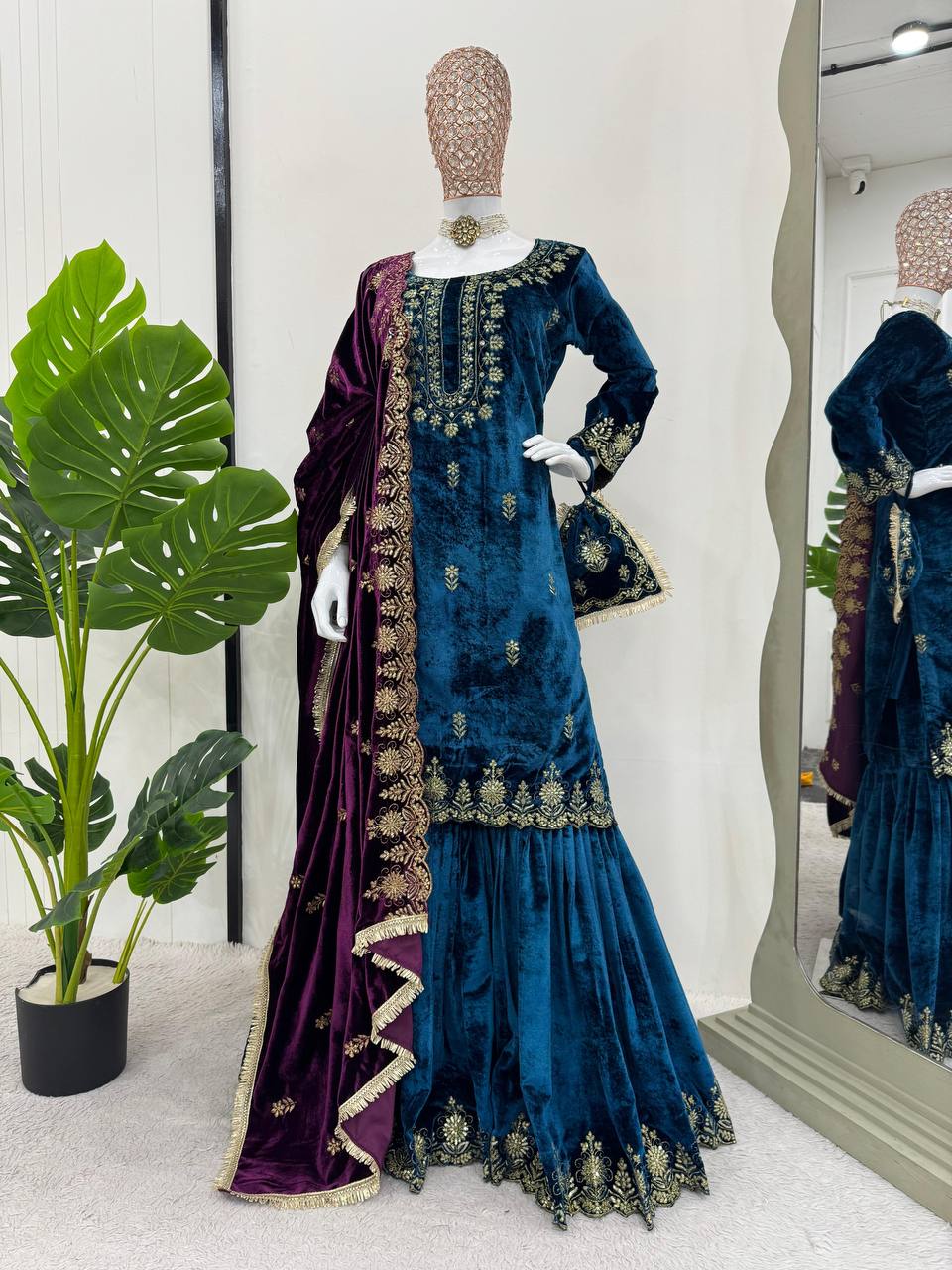Blue Elegant Viscose Velvet Embroidered Sharara Set