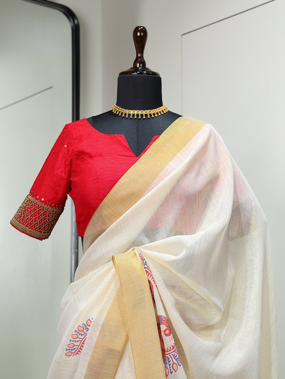 Triangle Design Printed Kasavu Zari Border Saree