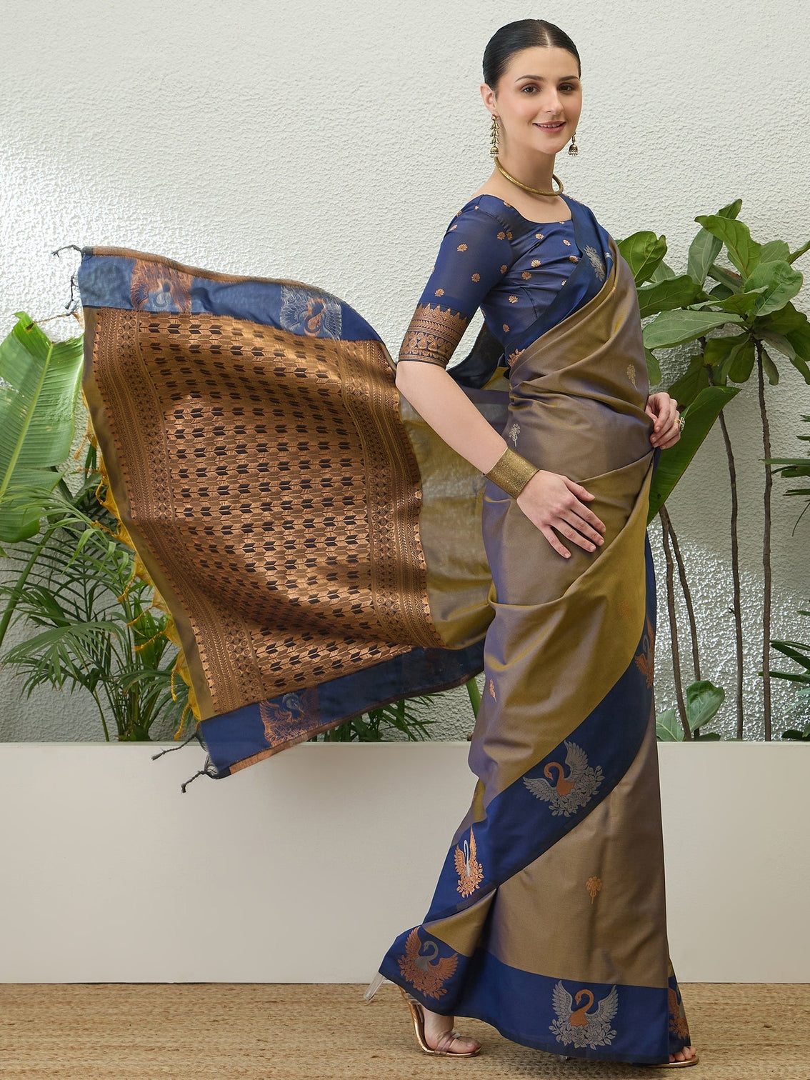 Tarunika Handloom Silk Saree for Wedding & Festive Wear