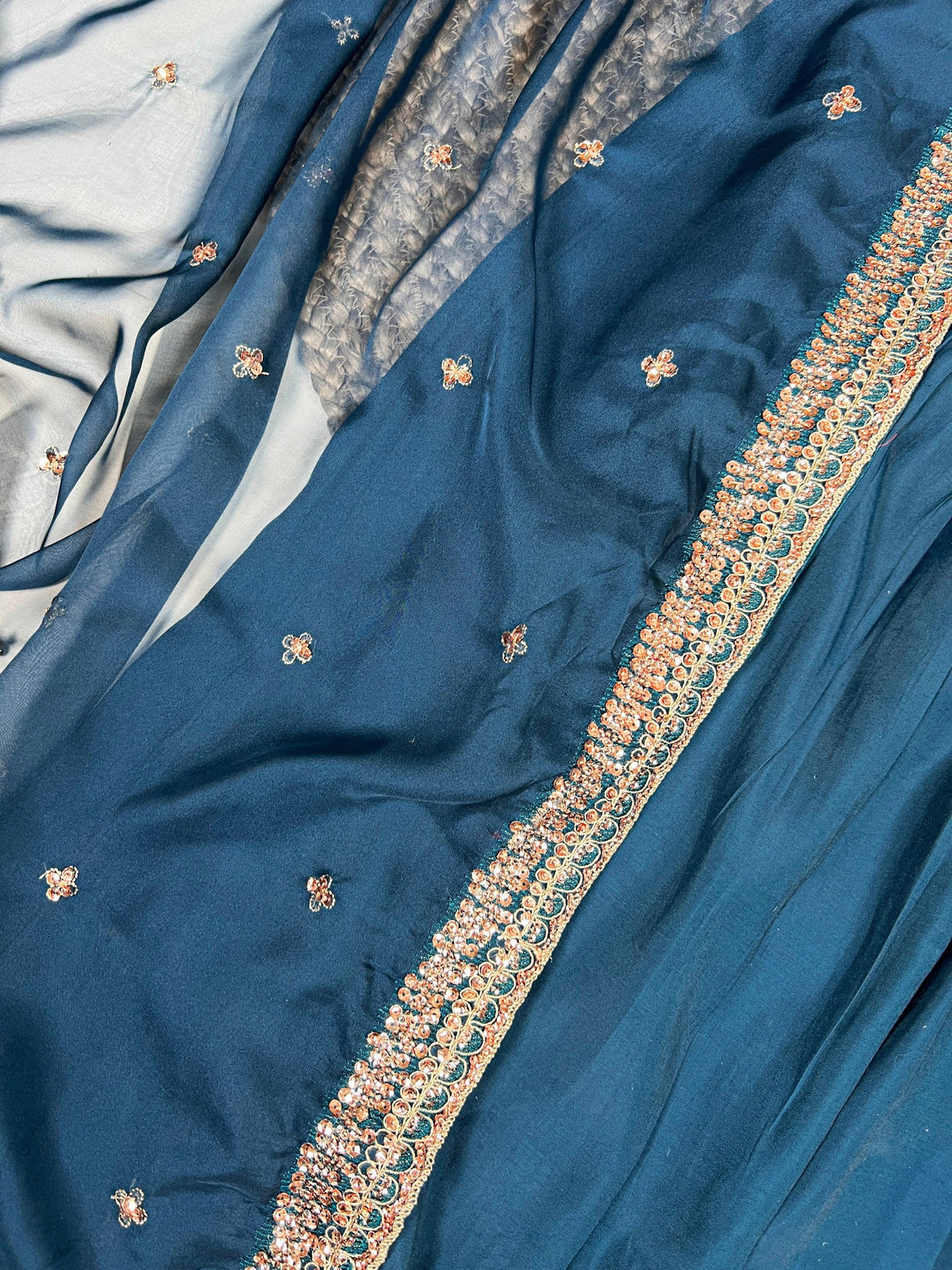 Teal Roman Silk Sequins & Thread Embroidered Kurti Pant Set with Organza Embroidered Dupatta – Stitched Premium Ensemble