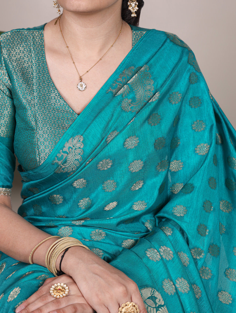 Firozi roop silk saree with zari weaving unstitched lace blouse
