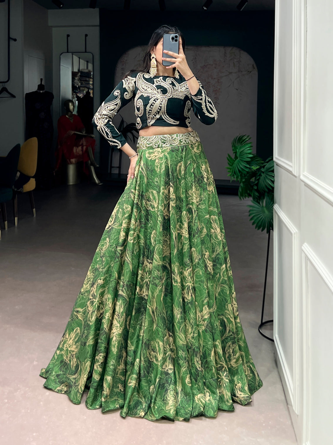 Stylist co ord set for festive wear
