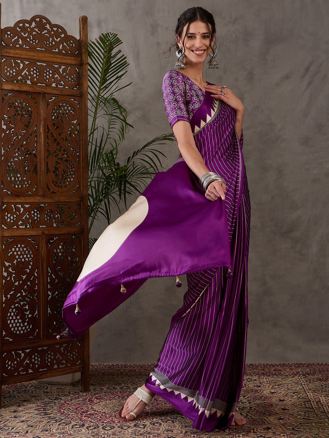 Vihana Graceful Semi Modal Saree for Ethnic Celebrations