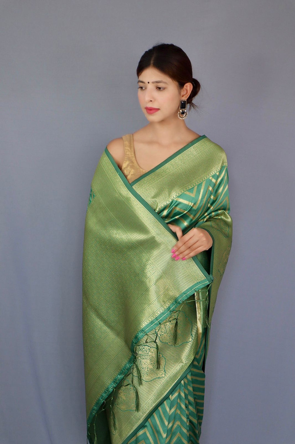 Pure banarasi silk saree with zari weaving mameraa