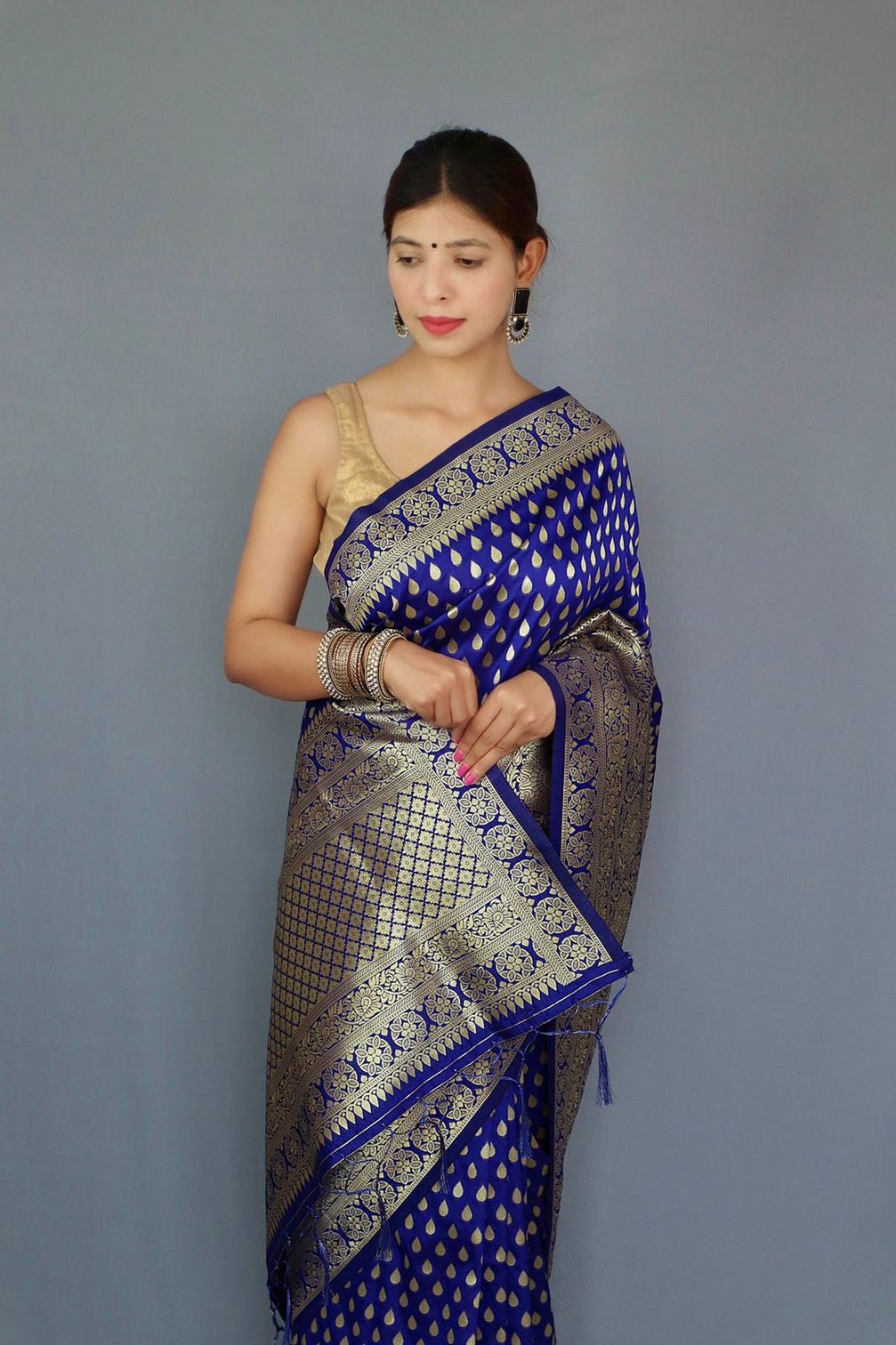 Pure banarasi silk saree with zari weaving