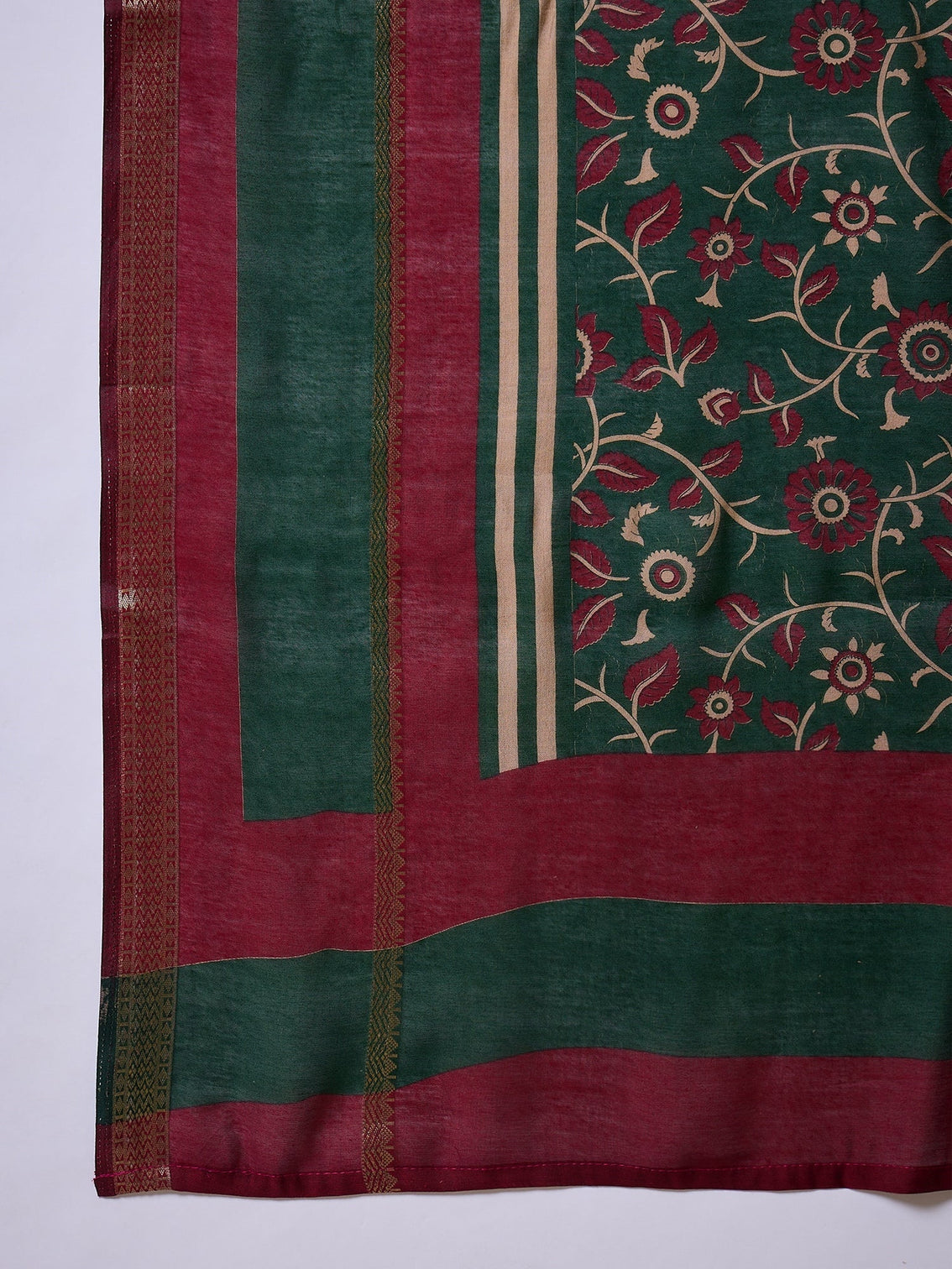 Vyanika Comfortable PV Cotton Saree for Daily & Festive Wear