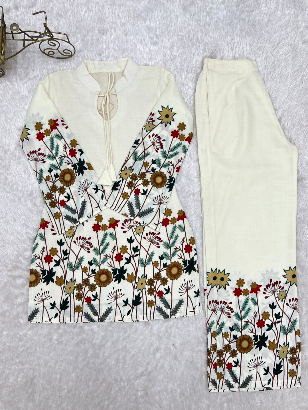 White Cotton Floral Printed Kurta Pant Set