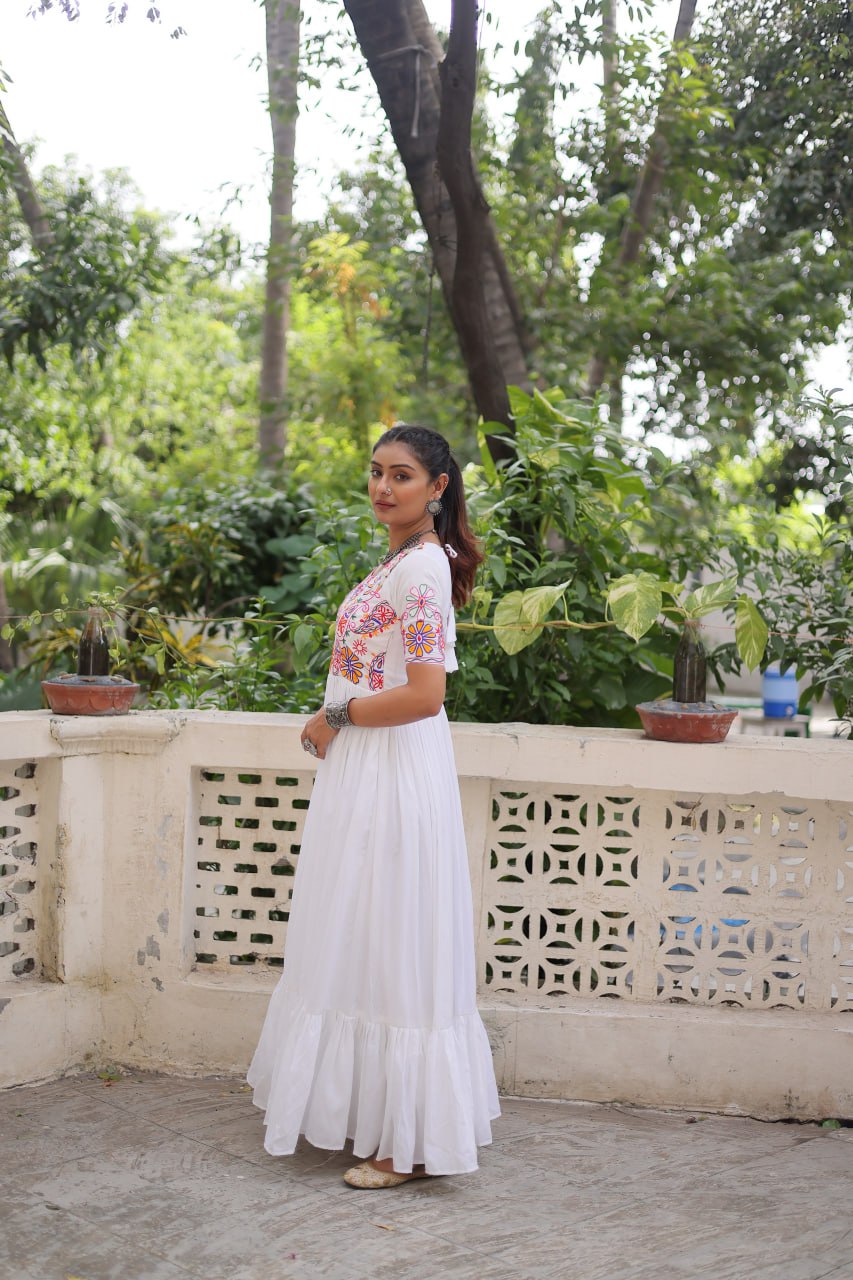 White Designer 14kg Rayon Gathering Frill Gown with Kutchi Gamthi Embroidery