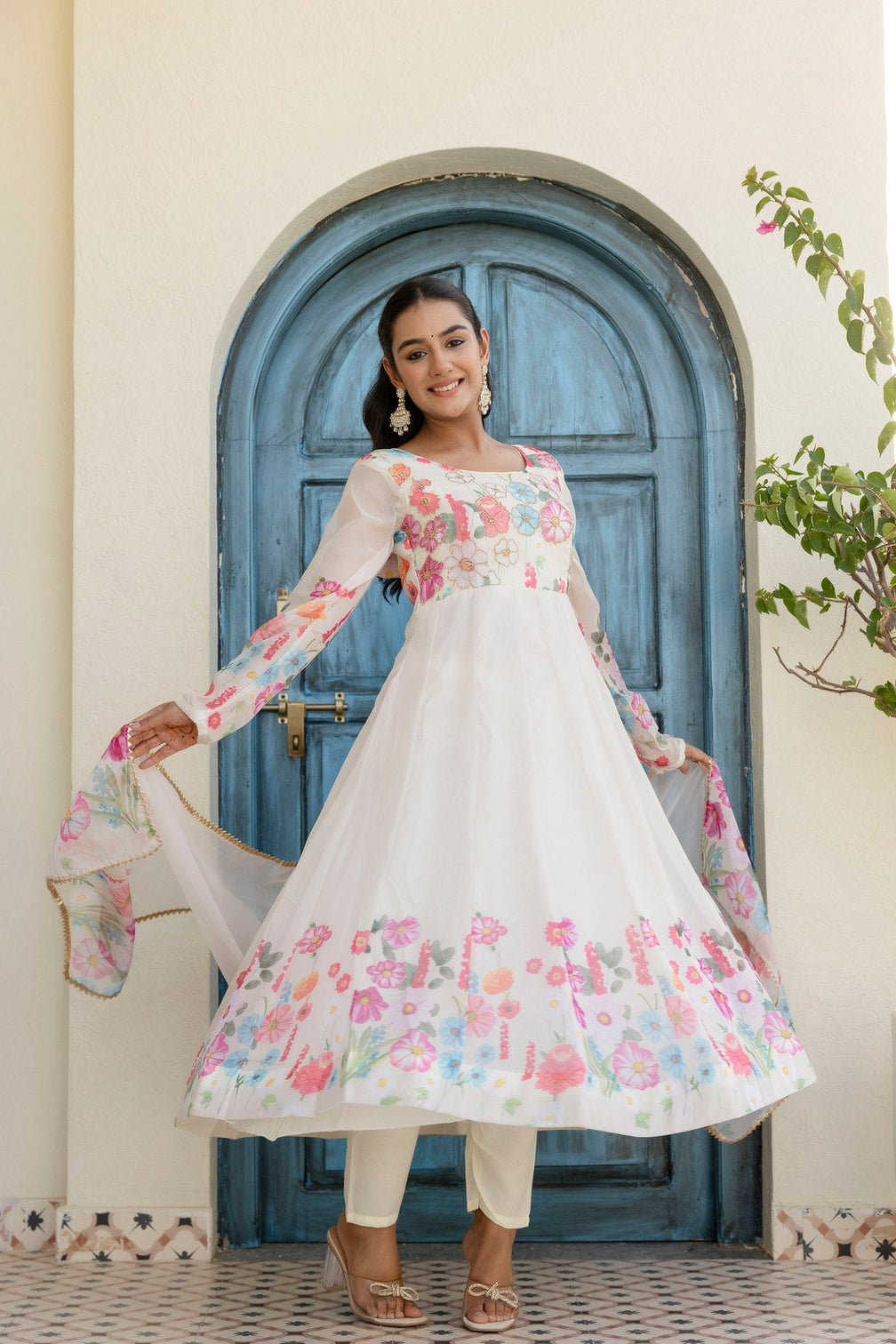 White Floral Digital Printed Organza Silk Anarkali Set with Gota Lace Dupatta – Fully Stitched