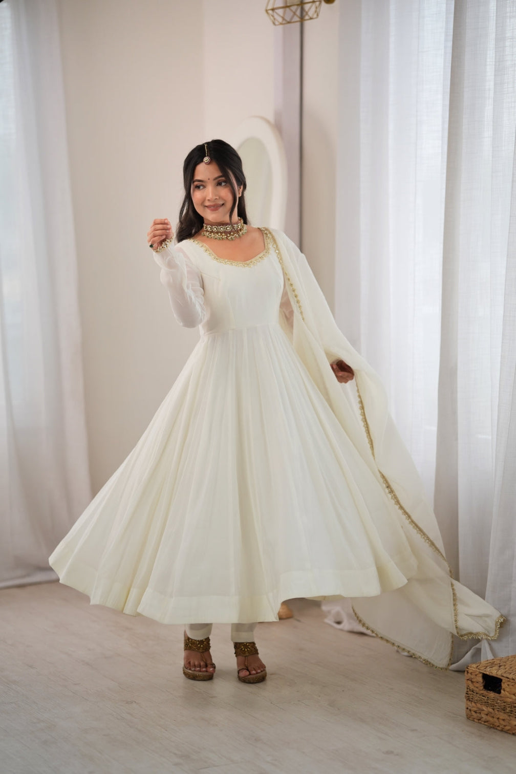 White Heavy Pure Mal Chanderi Anarkali Gown