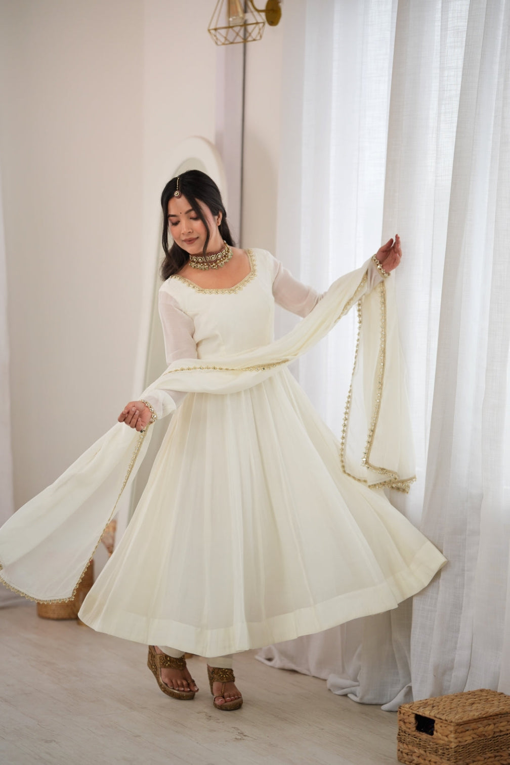 White Heavy Pure Mal Chanderi Anarkali Gown