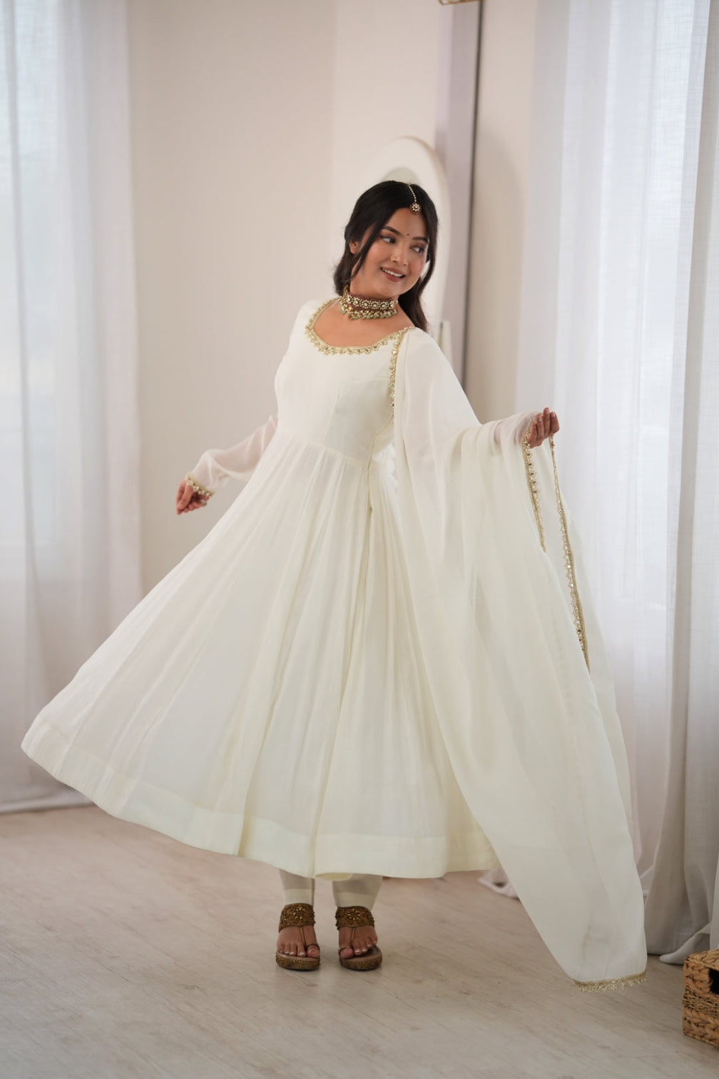 White Heavy Pure Mal Chanderi Anarkali Gown