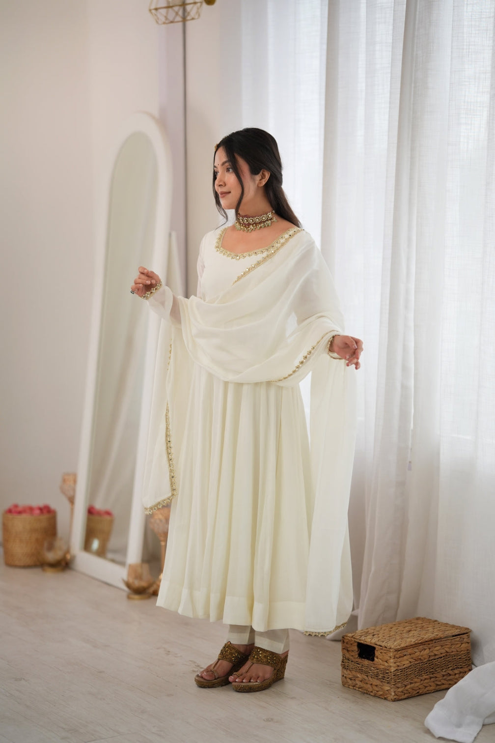 White Heavy Pure Mal Chanderi Anarkali Gown
