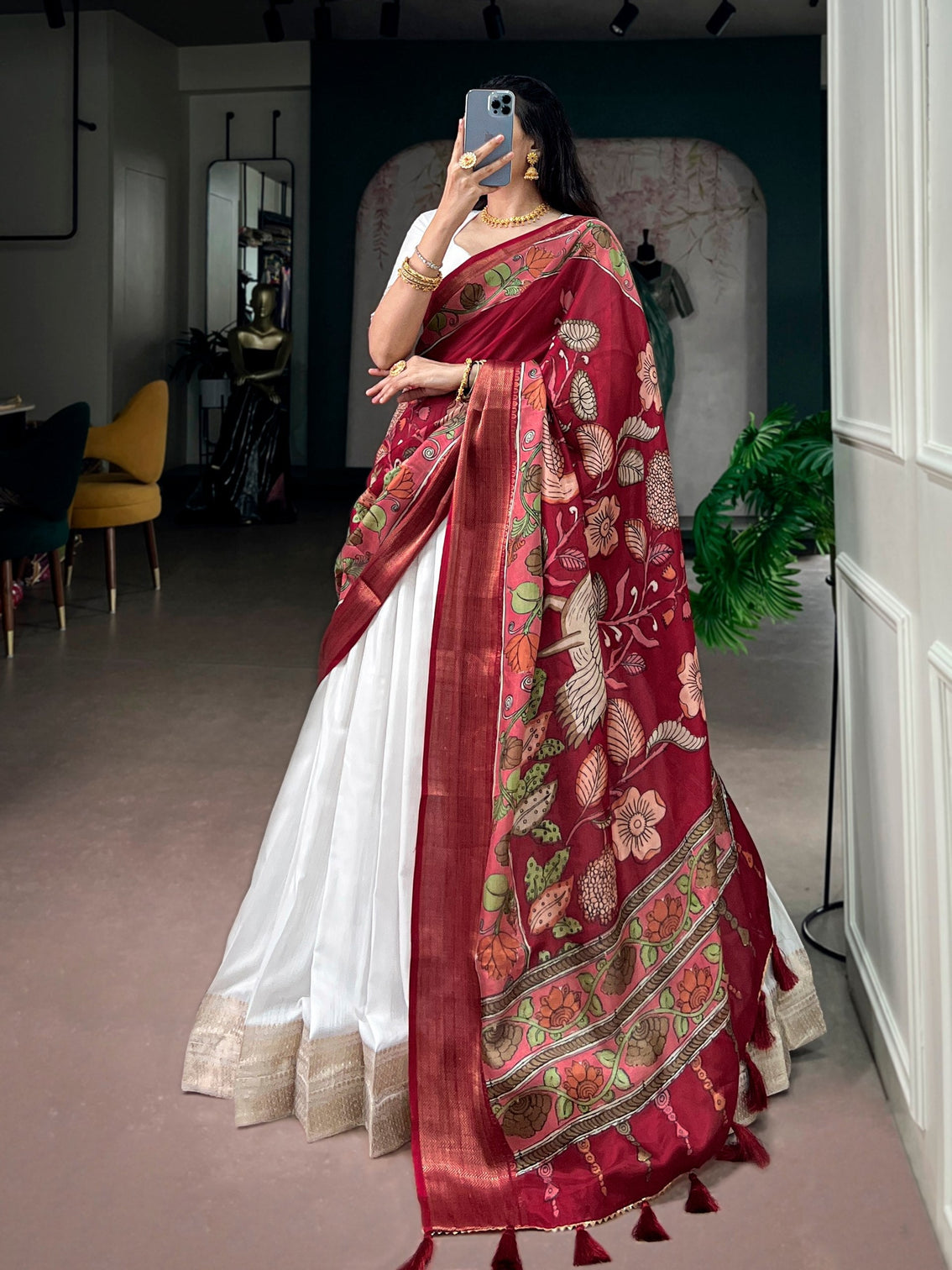 White Kanjivaram Zari Lehenga set