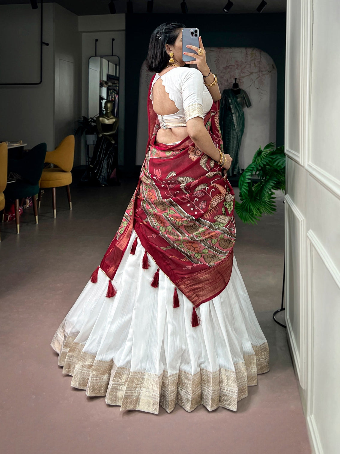 White Kanjivaram Zari Lehenga set