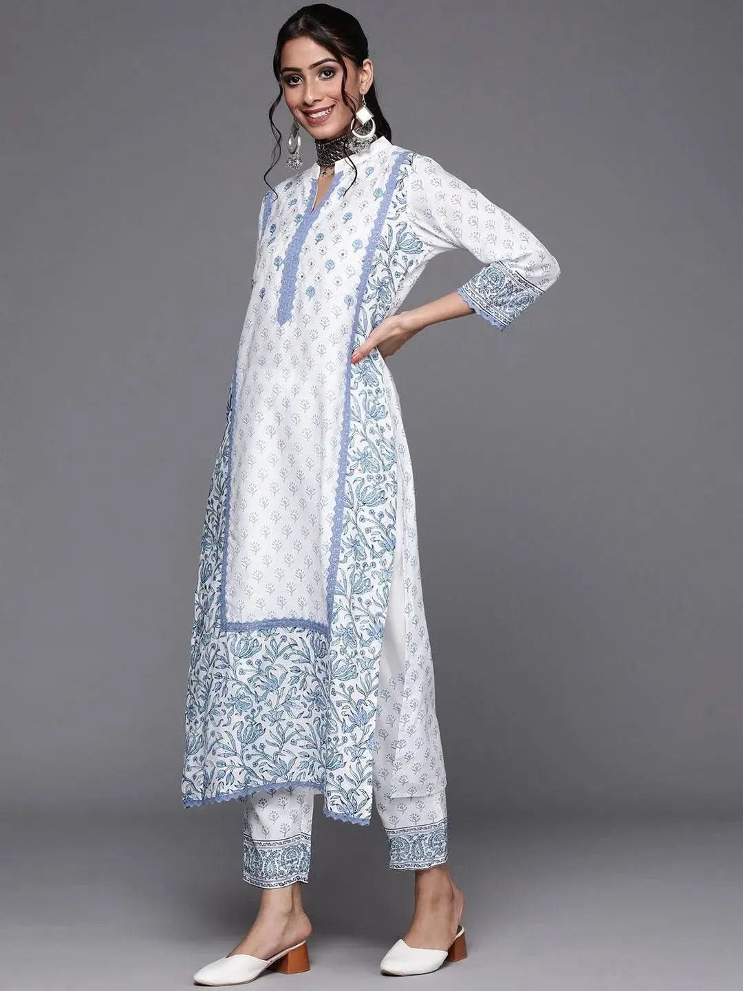 Mameraa White Printed Silk Straight Kurta With Dupatta