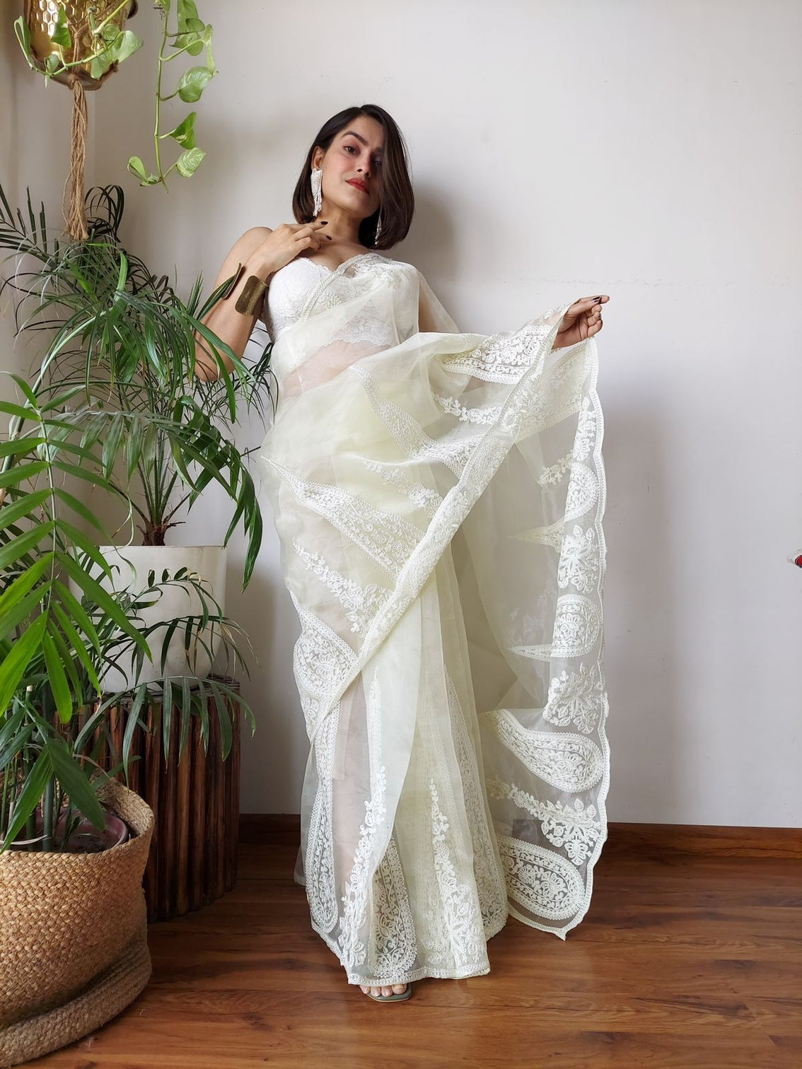 White Semi-Pure Organza Saree with Exquisite Lucknowi Work & Matching Blouse