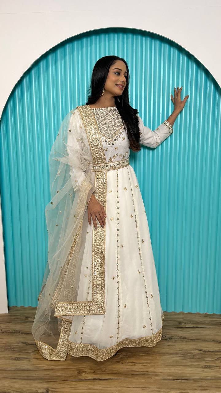 White Unmissable Wedding Season Georgette Gown Set