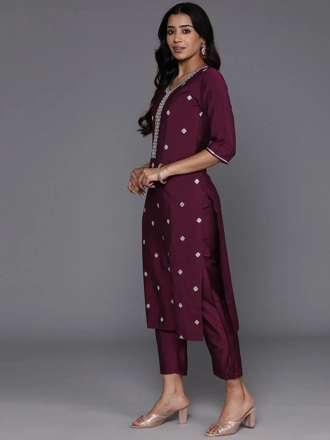 Mameraa Wine Embroidered Silk Blend Straight Suit With Dupatta