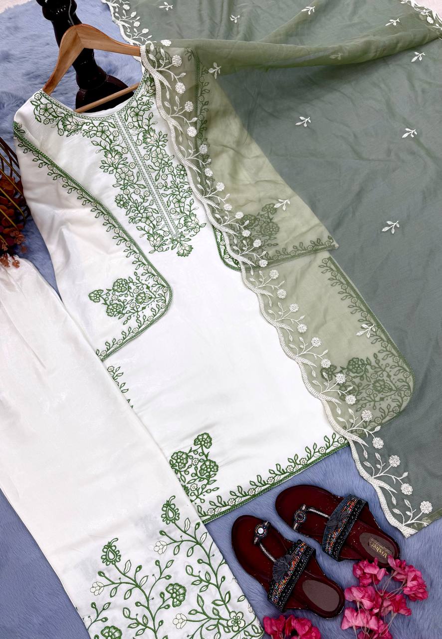 Women's Roman Glass Palazzo Set