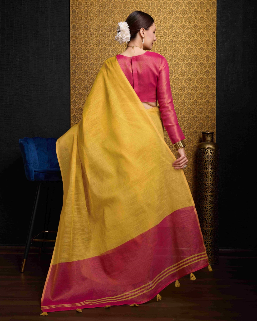 Yellow Elegant Woven Design Linen Blend Saree with Zari Border