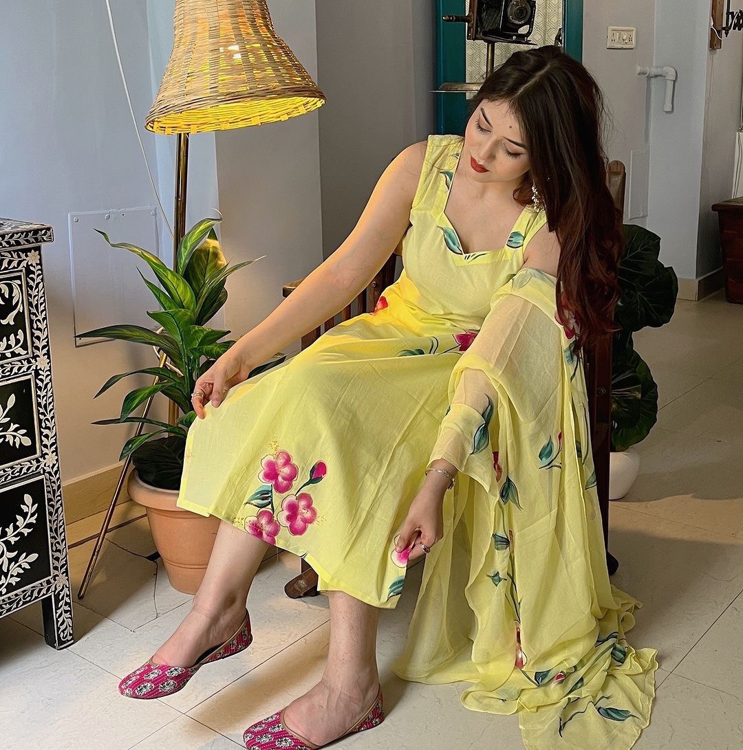 Yellow Floral Handpainted Straight Cut Suit - Elegance with a Modern Touch
