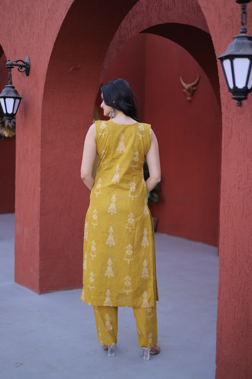 Yellow Printed Cotton Kurti Pant Set
