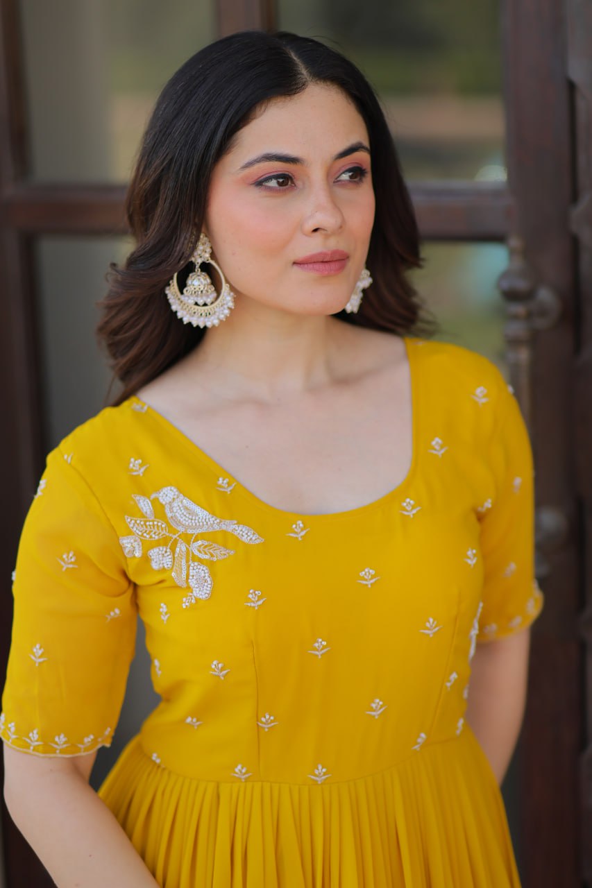 Yellow Radiant Faux Blooming Gown with Bead Embroidery & 12-Meter Flair – Full Stitched