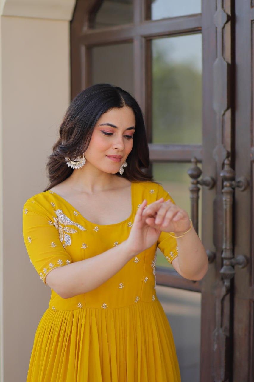 Yellow Radiant Faux Blooming Gown with Bead Embroidery & 12-Meter Flair – Full Stitched