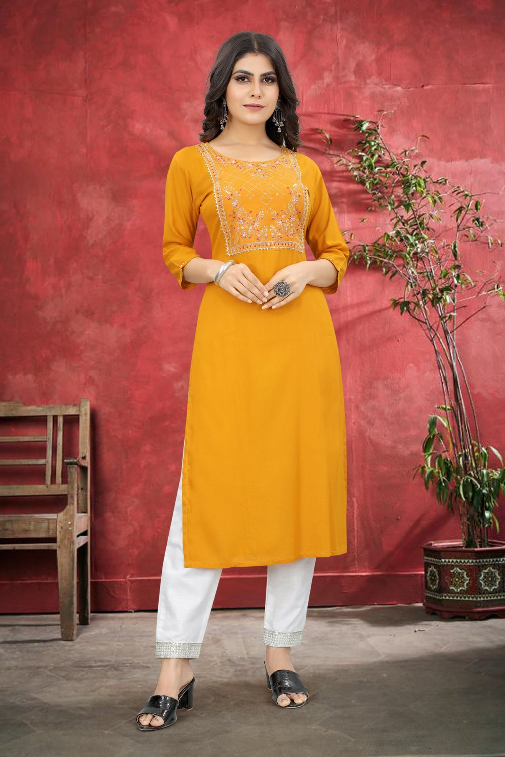 Yellow Rayon Kurta Set With Pant
