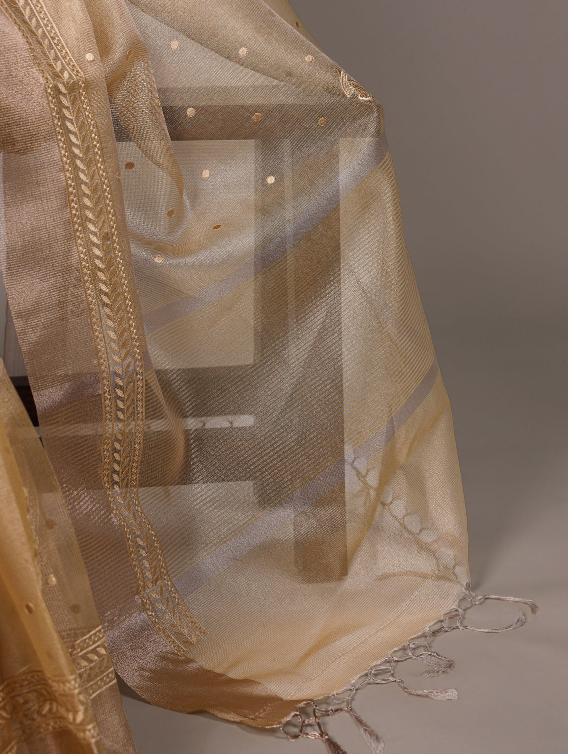 Yellow Rose Gold Poly Shimmer Saree with Elegant Thread Embroidery and Matching Blouse – Unstitched Ensemble